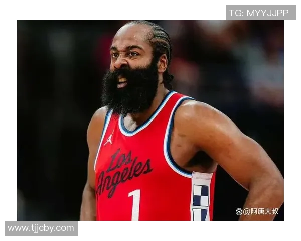 康宁汉姆半场15+7+4,超七成命中率带队领先17分 康宁汉姆半场15+7+4,超七成命中率带队领先17分