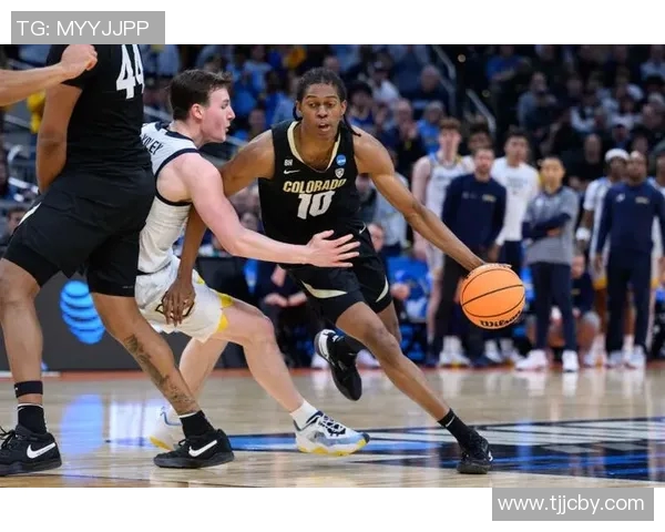 就你最离谱！科迪·威廉姆斯半场5中3拿到6分 但正负值-42最低